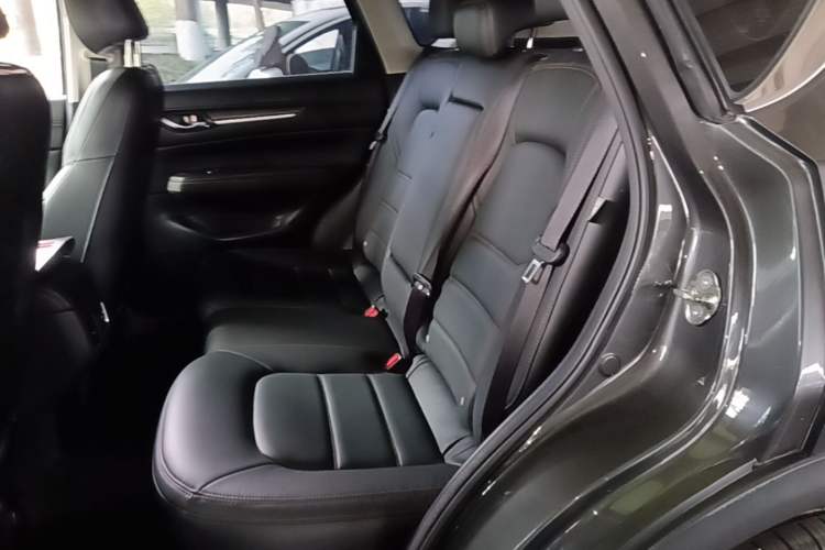 Used Mazda CX-5 2020 2.5L Automatic 4x4 ZhiZun Trim Left Rear Seat