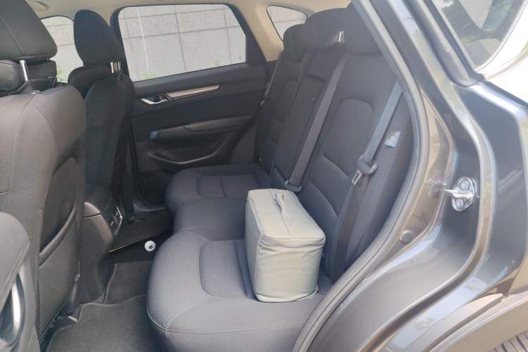 Used Mazda CX-5 2020 2.5L Automatic Two-Wheel Drive Smart Version Left Rear Seat