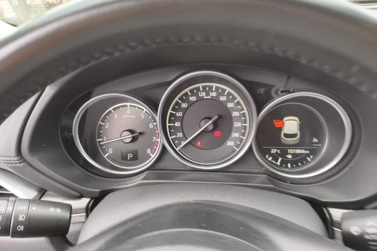 Used Mazda CX-5 2020 2.5L Automatic Two-Wheel Drive ZhiZun Version Odometer Close Up