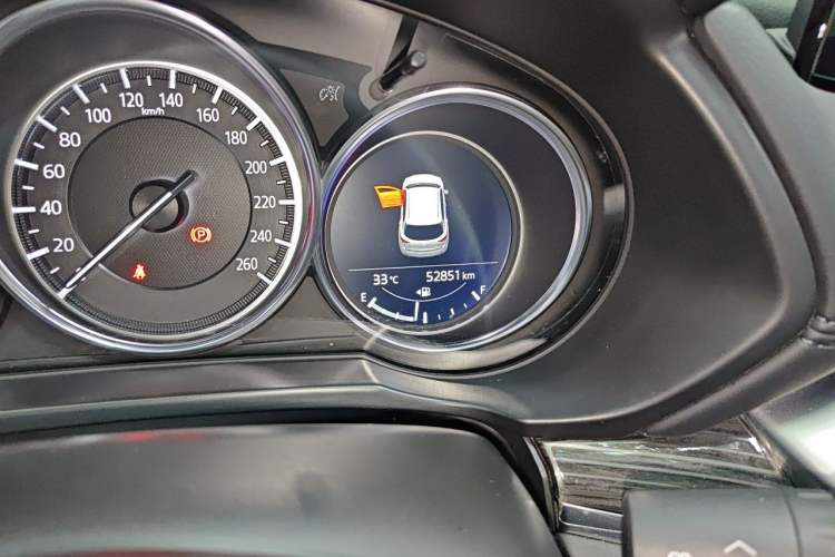 Used Mazda CX-5 2020 Revised Version 2.0L Automatic Two-Wheel Drive ZhiZun Trim Odometer Close Up