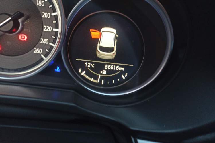 Used Mazda CX-5 2020 2.5L Automatic Two-Wheel Drive Smart Version Odometer Close Up