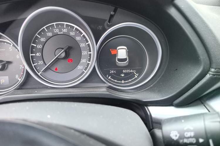 Used Mazda CX-5 2020 2.0L Automatic Two-Wheel Drive Smart Version Odometer Close Up