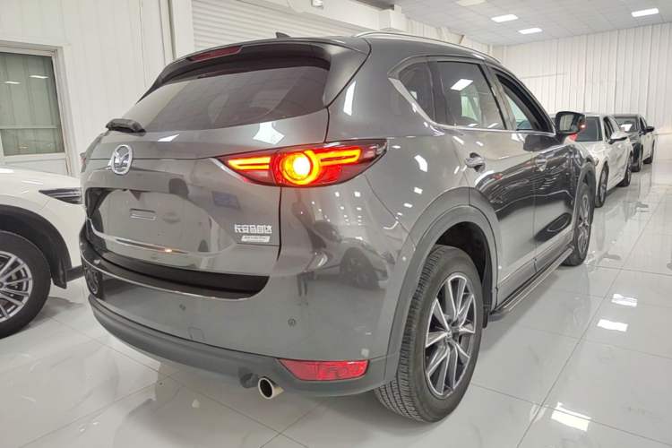 Used Mazda CX-5 2020 Revised Version 2.5L Automatic Two-Wheel Drive ZhiZun Trim Rear Right 45 Deg