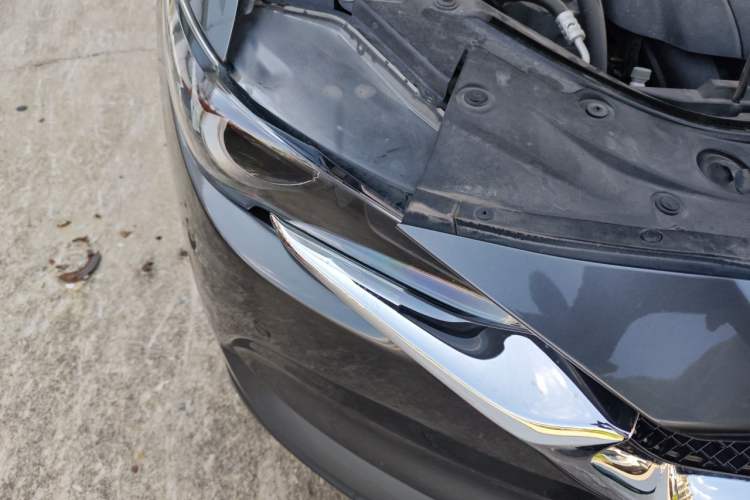 Used Mazda CX-5 2020 2.5L Automatic Two-Wheel Drive ZhiZun Version Right Front Headlight