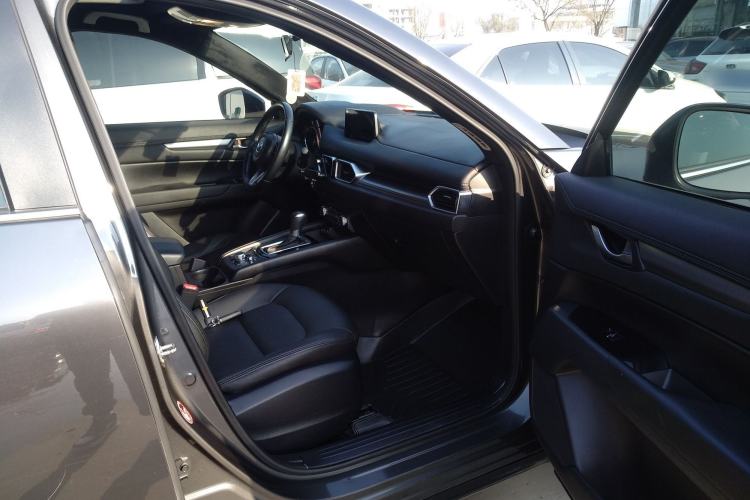 Used Mazda CX-5 2020 2.0L Automatic Two-Wheel Drive Smart Version Right Front Seat