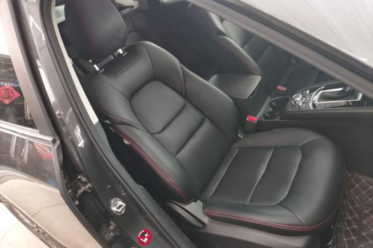 Used Mazda CX-5 2020 2.0L Automatic Two-Wheel Drive Smart Version Right Front Seat