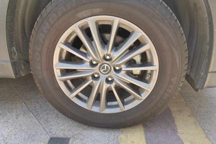 Used Mazda CX-5 2020 2.0L Automatic Two-Wheel Drive Smart Version Right Front Wheel Hub