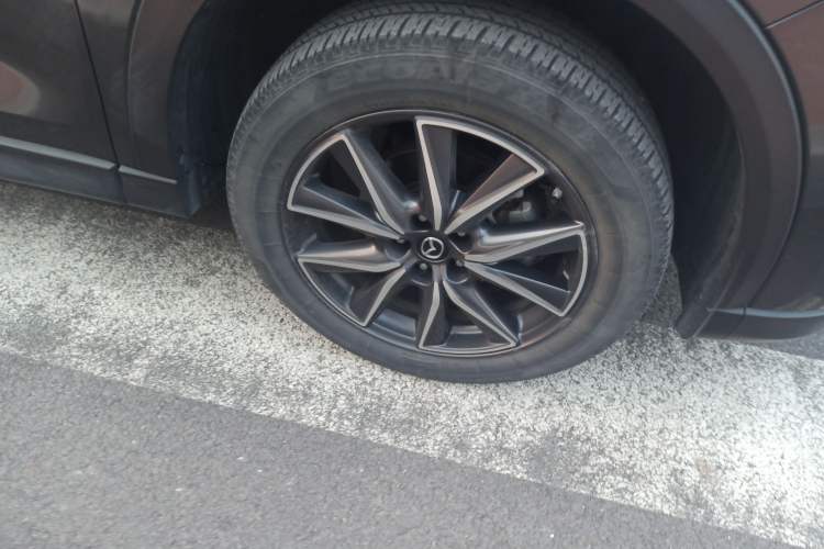 Used Mazda CX-5 2020 2.5L Automatic Two-Wheel Drive Smart Version Right Front Wheel Hub