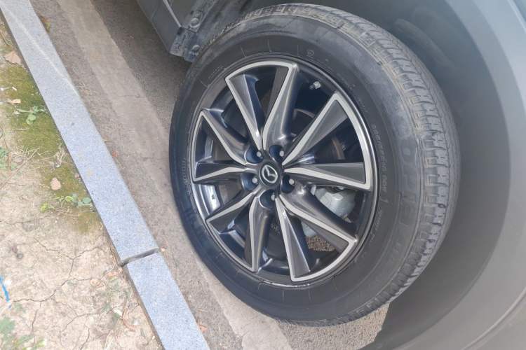 Used Mazda CX-5 2020 2.5L Automatic Two-Wheel Drive Smart Version Right Front Wheel Hub