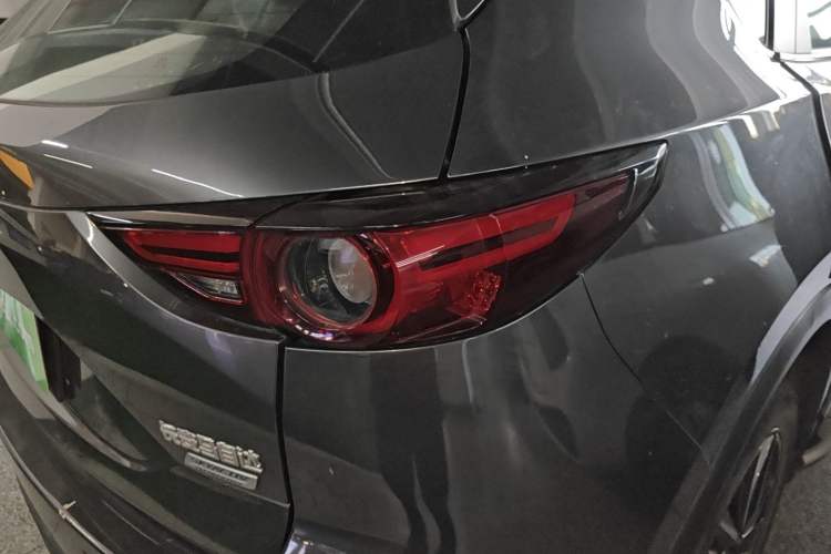 Used Mazda CX-5 2020 2.5L Automatic Two-Wheel Drive Smart Version Right Rear Taillight