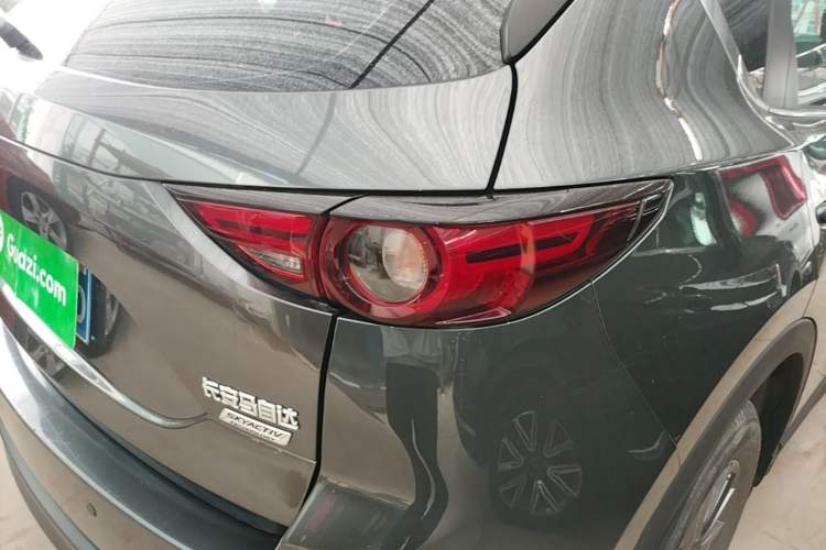 Used Mazda CX-5 2020 2.0L Automatic Two-Wheel Drive Smart Version Right Rear Taillight