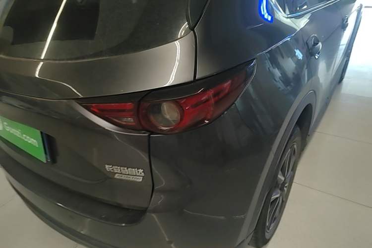 Used Mazda CX-5 2020 2.5L Automatic 4x4 Flagship Edition Right Rear Taillight