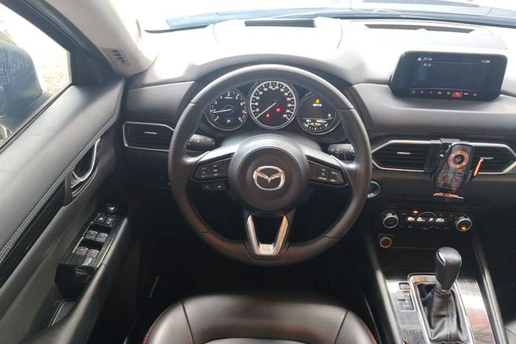 Used Mazda CX-5 2020 2.0L Automatic Two-Wheel Drive Smart Version Steering Wheel