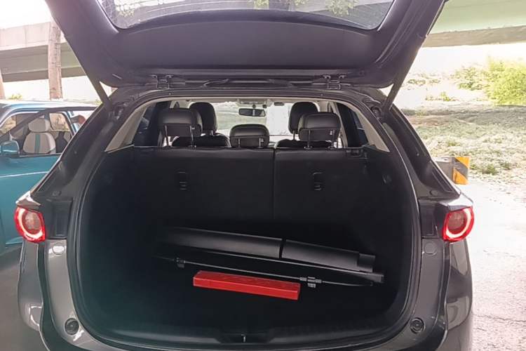 Used Mazda CX-5 2020 2.5L Automatic 4x4 ZhiZun Trim Trunk