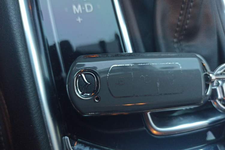 Used Mazda CX-5 2020 2.5L Automatic Two-Wheel Drive Smart Version Vehicle Key