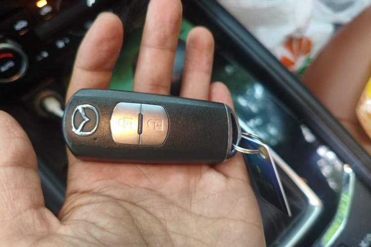 Used Mazda CX-5 2020 2.5L Automatic Two-Wheel Drive Smart Version Vehicle Key