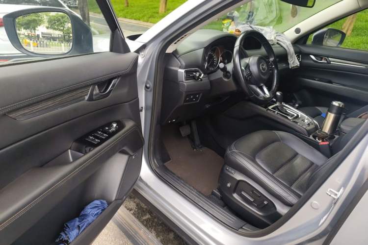 Used Mazda CX-5 2020 2.5L Automatic 4x4 ZhiZun Trim Driver Seat