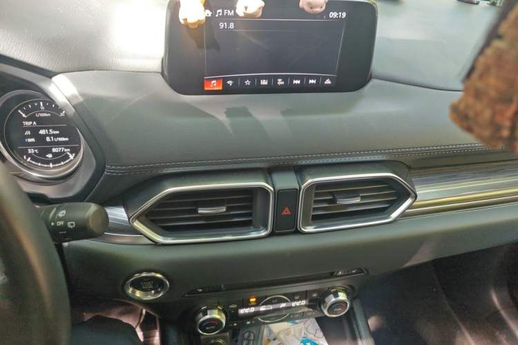 Used Mazda CX-5 2020 2.0L Automatic Two-Wheel Drive ZhiZun Version Audio And AC Panel