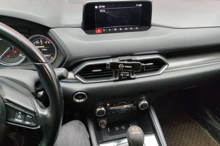 Used Mazda CX-5 2020 2.0L Automatic Two-Wheel Drive ZhiZun Version Audio And AC Panel