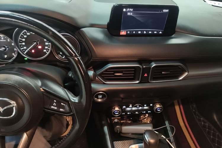 Used Mazda CX-5 2020 2.0L Automatic Two-Wheel Drive Smart Version Audio And AC Panel
