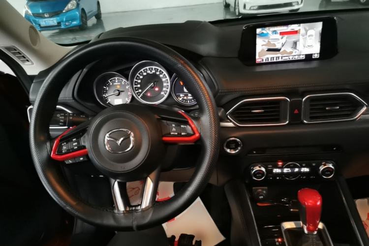 Used Mazda CX-5 2020 Revised Version 2.5L Automatic Two-Wheel Drive ZhiZun Trim Center Console