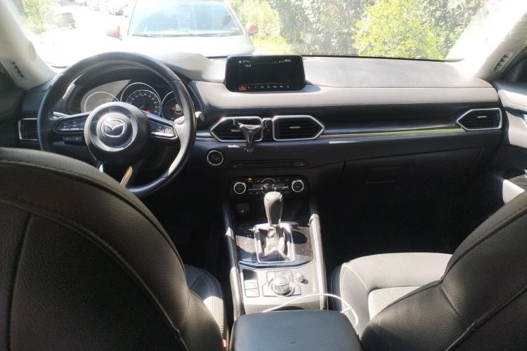 Used Mazda CX-5 2020 2.0L Automatic Two-Wheel Drive ZhiZun Version Center Console
