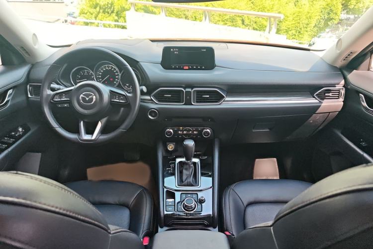 Used Mazda CX-5 2020 Revised Version 2.0L Automatic Two-Wheel Drive ZhiZun Trim Center Console