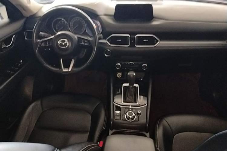 Used Mazda CX-5 2020 2.0L Automatic Two-Wheel Drive Smart Version Center Console