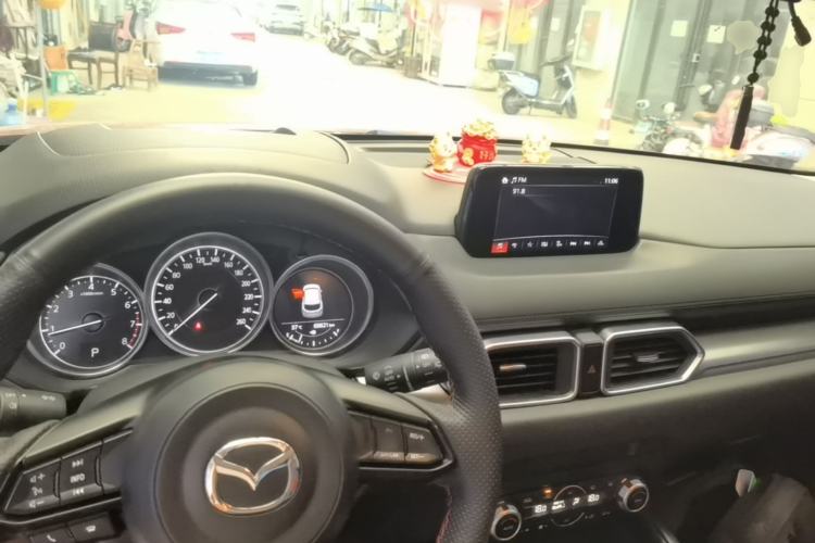 Used Mazda CX-5 2020 Revised Version 2.0L Automatic Two-Wheel Drive Smart Type Center Console