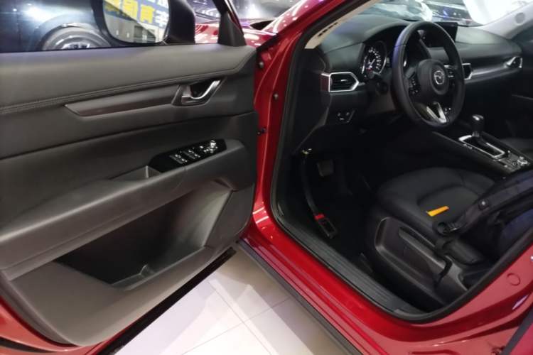 Used Mazda CX-5 2020 2.0L Automatic Two-Wheel Drive Smart Version Driver Seat