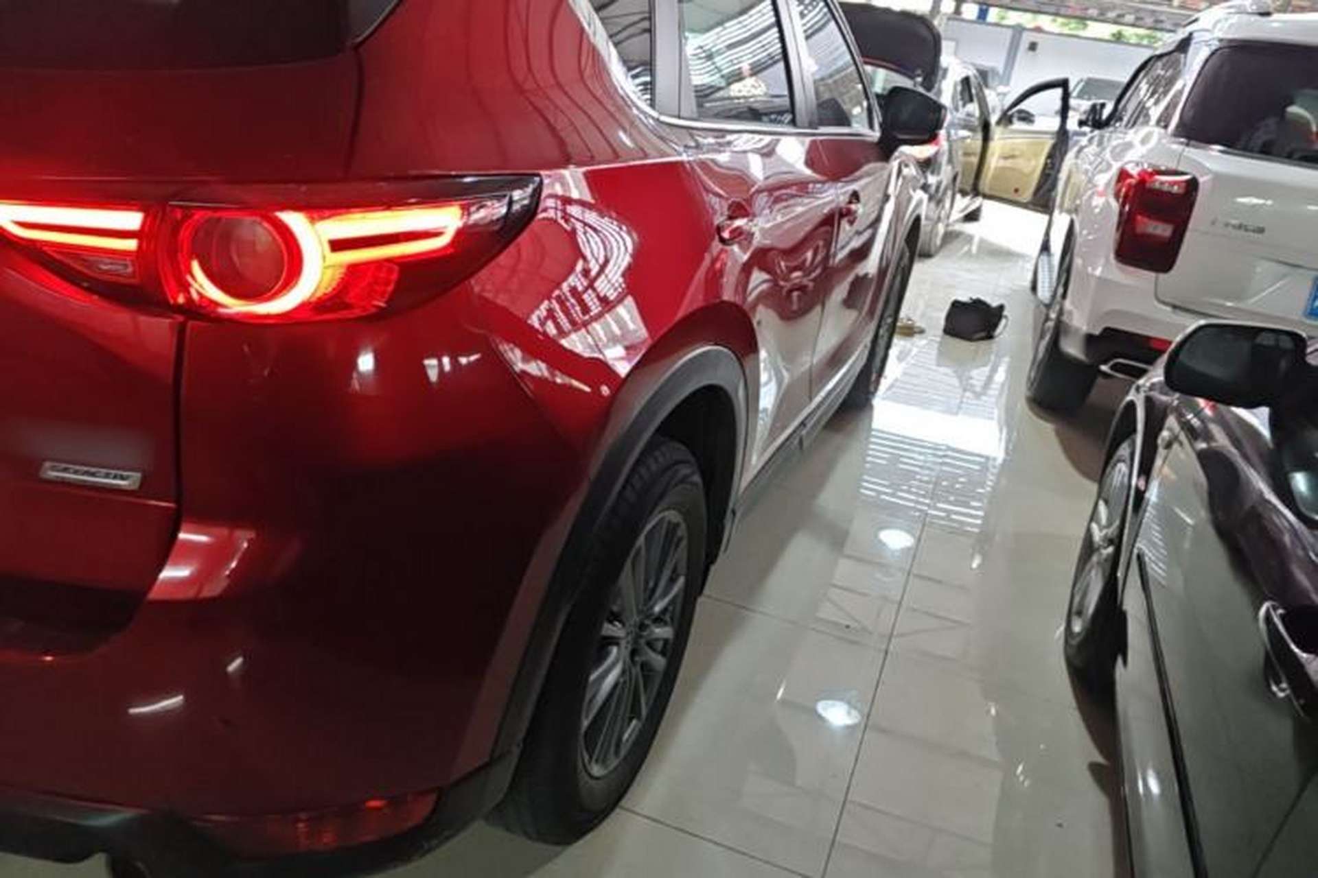 Used Mazda CX-5 2020 2.0L Automatic Two-Wheel Drive Smart Version Exterior 3