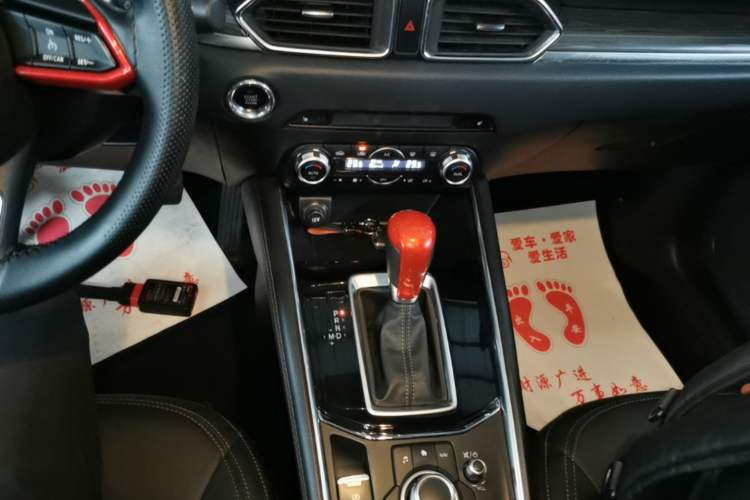 Used Mazda CX-5 2020 Revised Version 2.5L Automatic Two-Wheel Drive ZhiZun Trim Gear Lever
