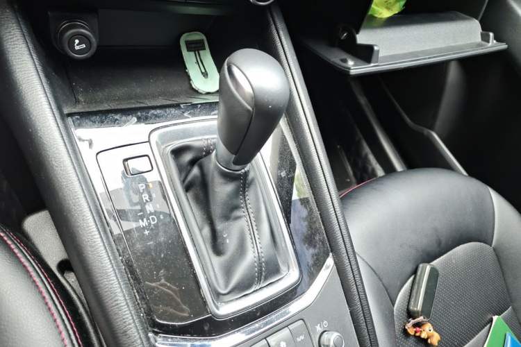 Used Mazda CX-5 2020 2.0L Automatic Two-Wheel Drive Smart Version Gear Lever