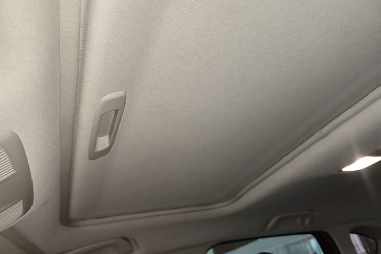Used Mazda CX-5 2020 2.0L Automatic Two-Wheel Drive Smart Version Headliner