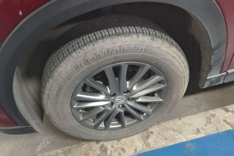 Used Mazda CX-5 2020 Revised Version 2.0L Automatic Two-Wheel Drive ZhiZun Trim Left Front Wheel Hub