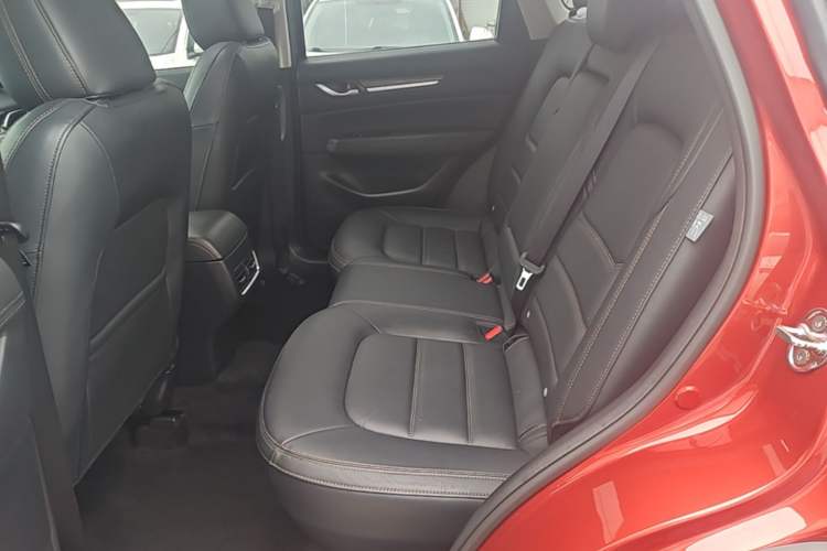 Used Mazda CX-5 2020 Revised Version 2.5L Automatic Two-Wheel Drive ZhiZun Trim Left Rear Seat