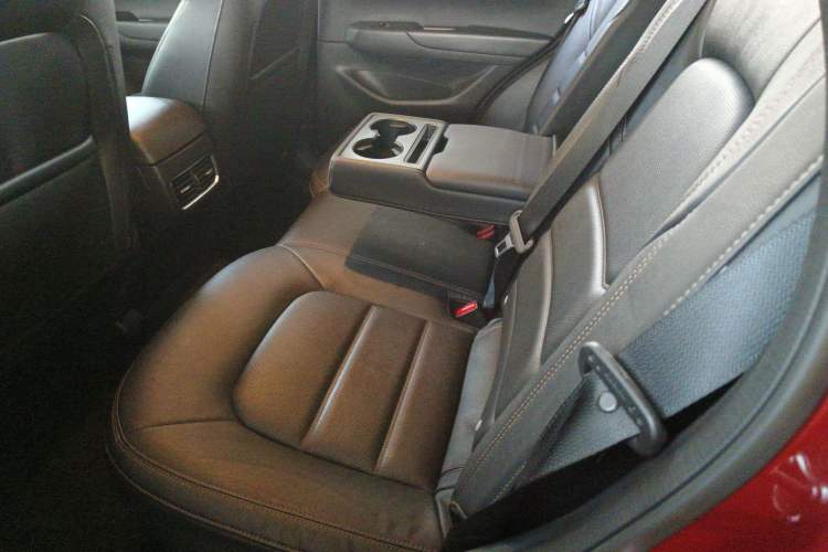 Used Mazda CX-5 2020 Revised Version 2.0L Automatic Two-Wheel Drive ZhiZun Trim Left Rear Seat