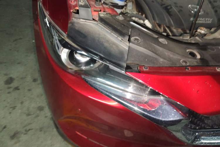 Used Mazda CX-5 2020 Revised Version 2.0L Automatic Two-Wheel Drive Smart Type Right Front Headlight