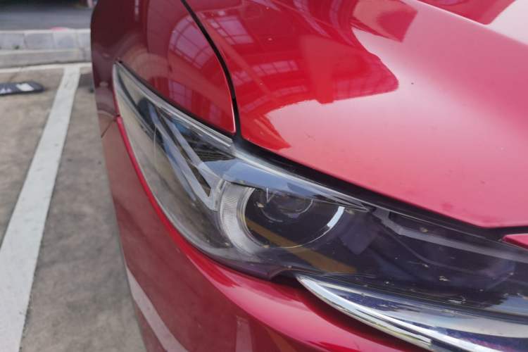 Used Mazda CX-5 2020 2.0L Automatic Two-Wheel Drive ZhiZun Version Right Front Headlight