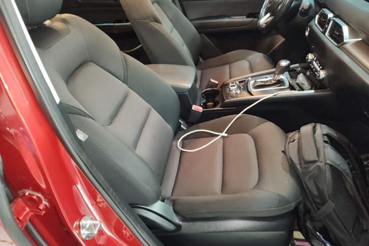 Used Mazda CX-5 2020 2.0L Automatic Two-Wheel Drive Smart Version Right Front Seat