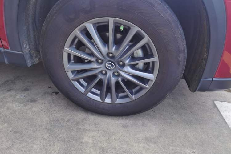 Used Mazda CX-5 2020 2.0L Automatic Two-Wheel Drive ZhiZun Version Right Front Wheel Hub