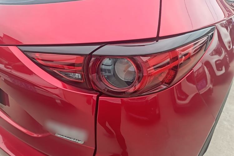 Used Mazda CX-5 2020 Revised Version 2.5L Automatic Two-Wheel Drive ZhiZun Trim Right Rear Taillight
