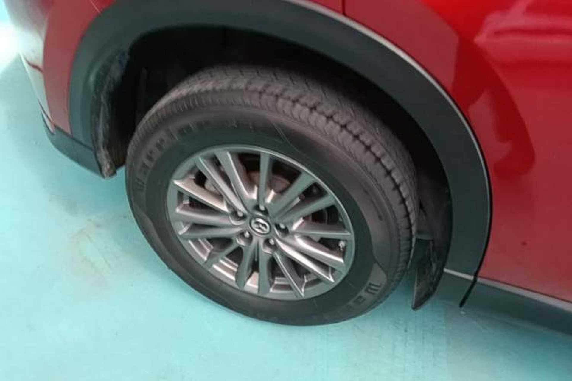 Used Mazda CX-5 2020 Revised Version 2.0L Automatic Two-Wheel Drive ZhiZun Trim Right Rear Wheel Hub
