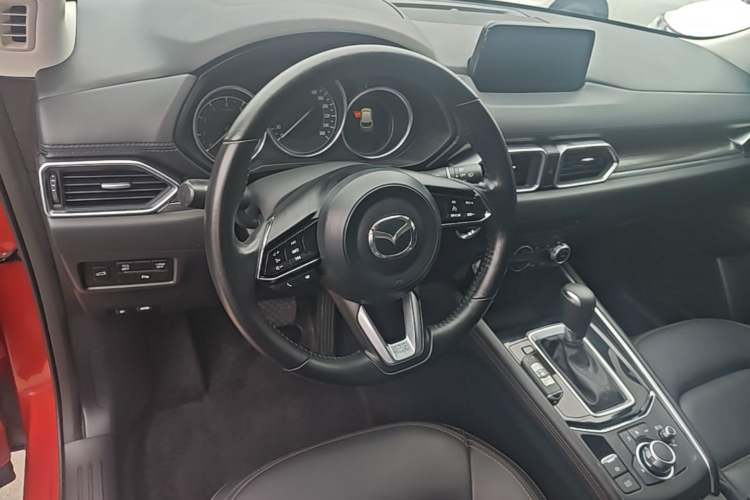 Used Mazda CX-5 2020 Revised Version 2.5L Automatic Two-Wheel Drive ZhiZun Trim Steering Wheel