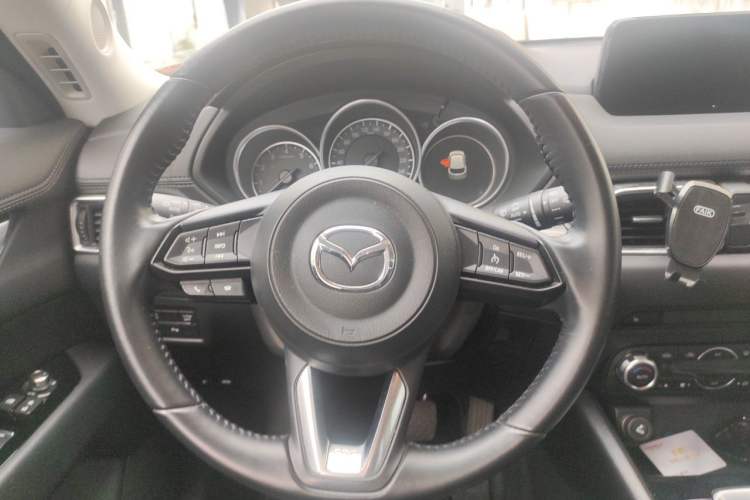 Used Mazda CX-5 2020 2.0L Automatic Two-Wheel Drive ZhiZun Version Steering Wheel