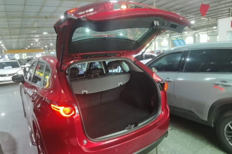 Used Mazda CX-5 2020 2.0L Automatic Two-Wheel Drive Smart Version Trunk