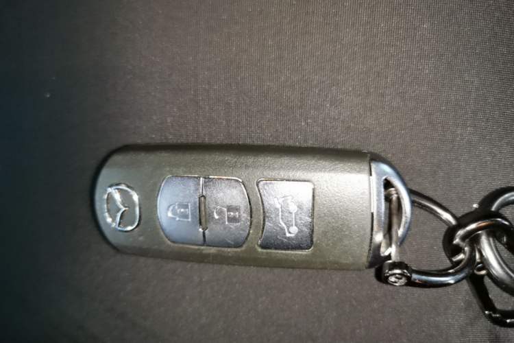 Used Mazda CX-5 2020 Revised Version 2.5L Automatic Two-Wheel Drive ZhiZun Trim Vehicle Key