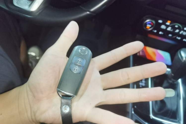 Used Mazda CX-5 2020 2.0L Automatic Two-Wheel Drive Smart Version Vehicle Key