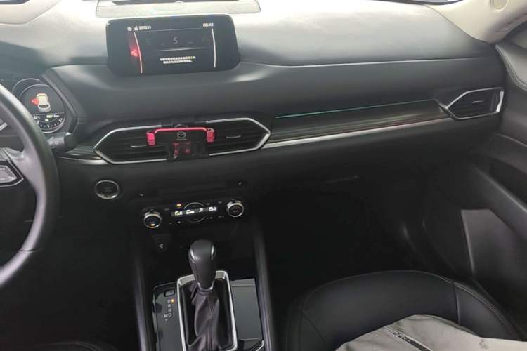Used Mazda CX-5 2020 2.0L Automatic Two-Wheel Drive ZhiZun Version Audio And AC Panel