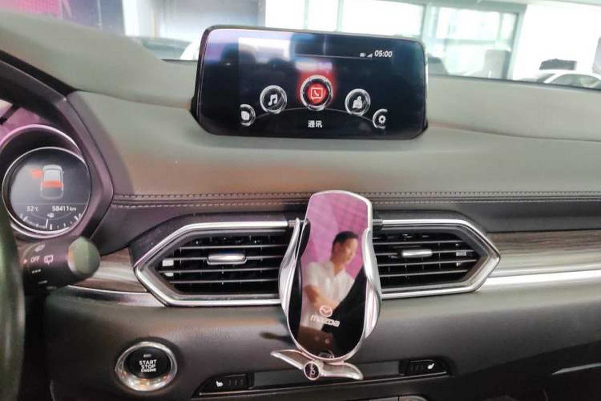 Used Mazda CX-5 2020 2.0L Automatic Two-Wheel Drive ZhiZun Version Audio And AC Panel